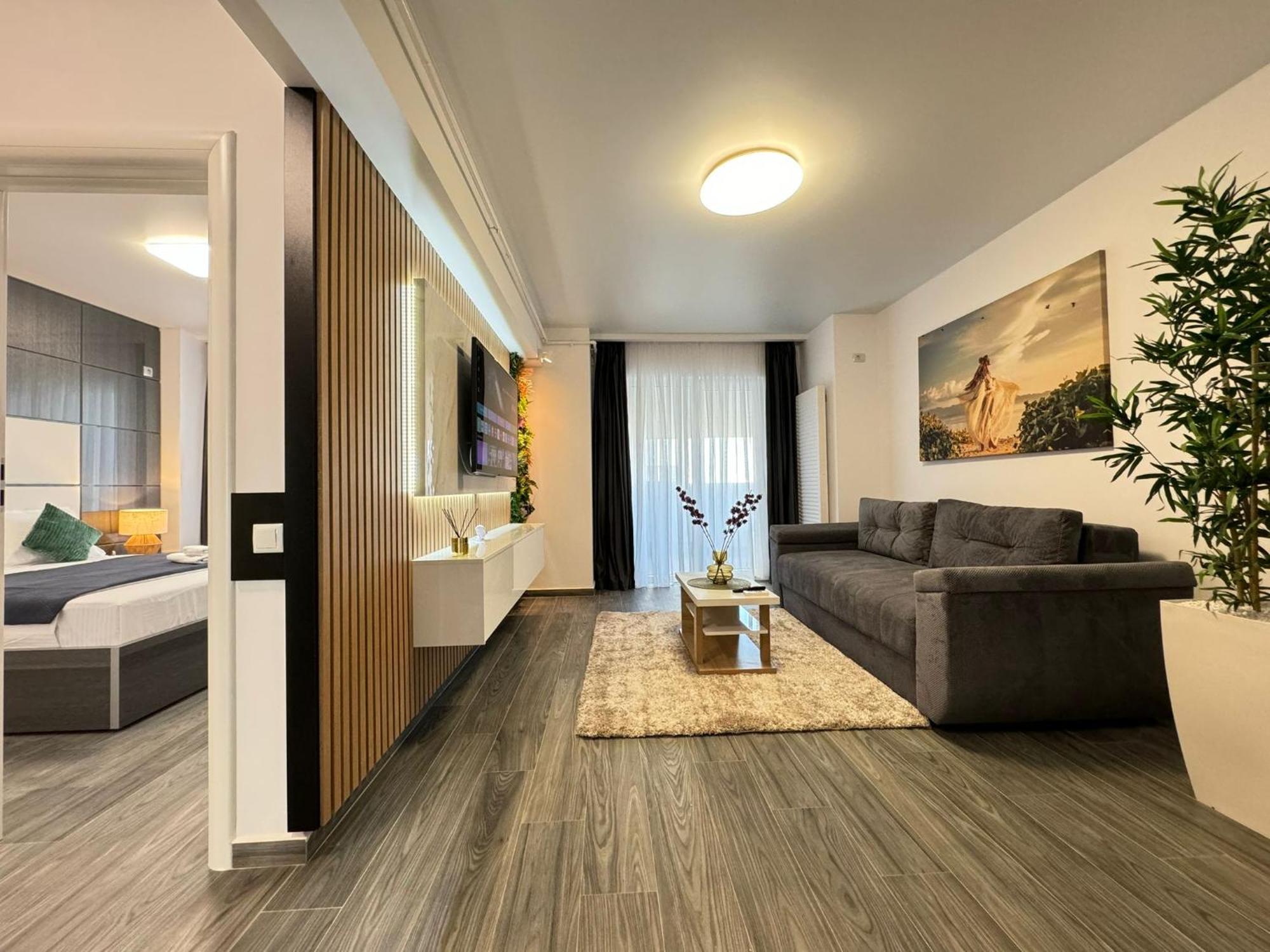 Luxury Glam Apartments Central Adress Bucuresti With Parking Bagian luar foto